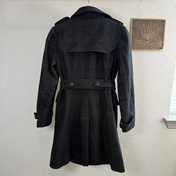 Women's Banana Republic Black Gray Wool Blend Plaid Coat Size XS Petite - Picture 10 of 11